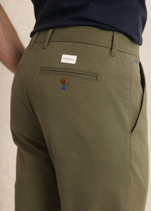 Pantalon chino Vicomte A