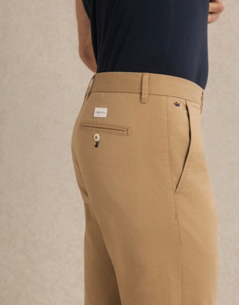 Pantalon chino Teleria Zed